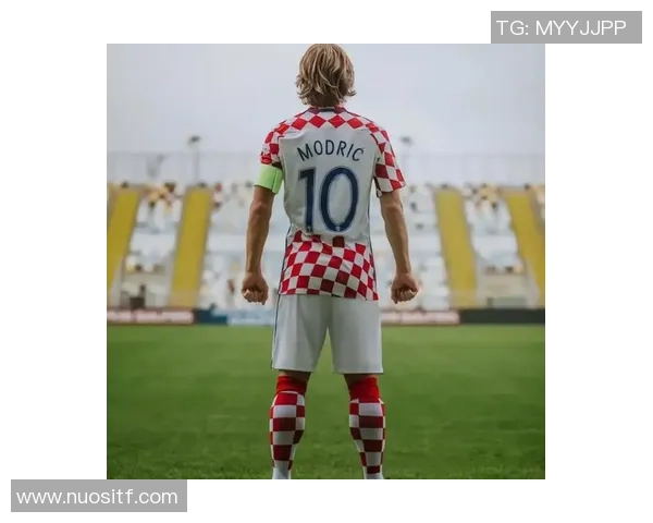 死鱼眼球星逆袭绿茵场从默默无闻到闪耀世界的励志传奇